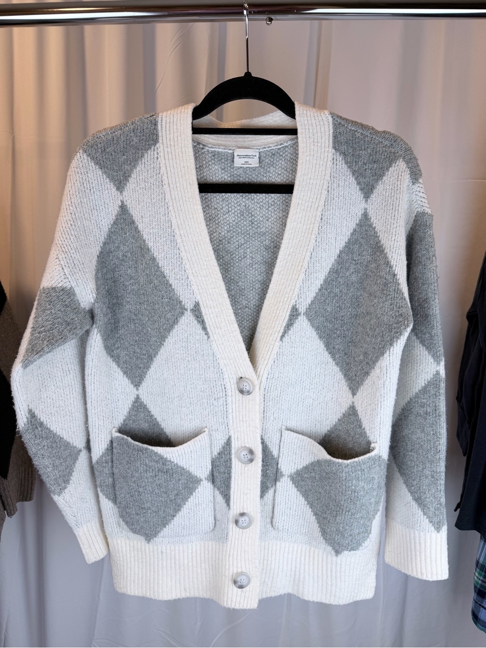 Abercrombie & Fitch Gray and Cream Argyle Button-Up Cardigan